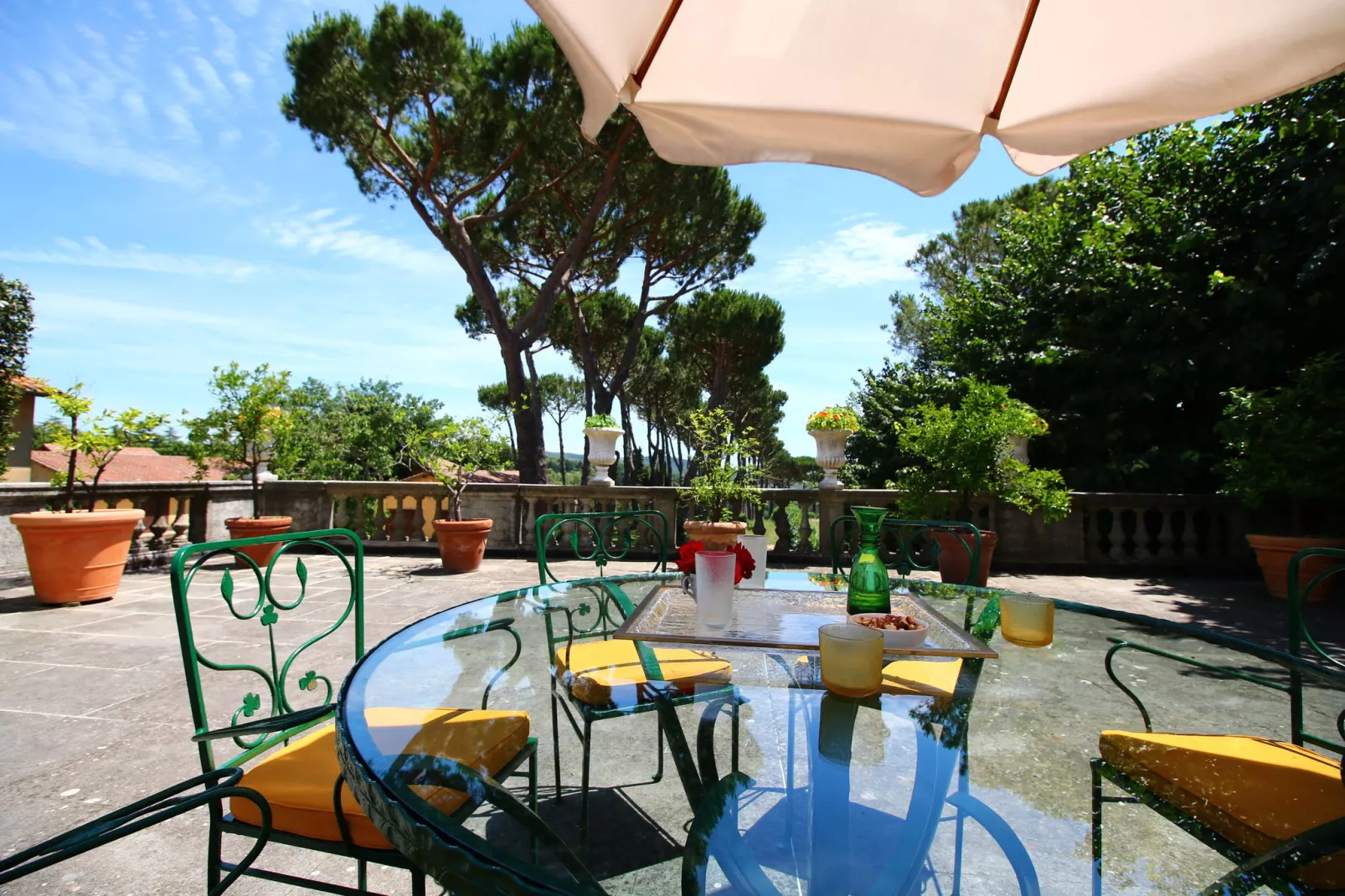 Villa Manziana-Terrassenbalkon