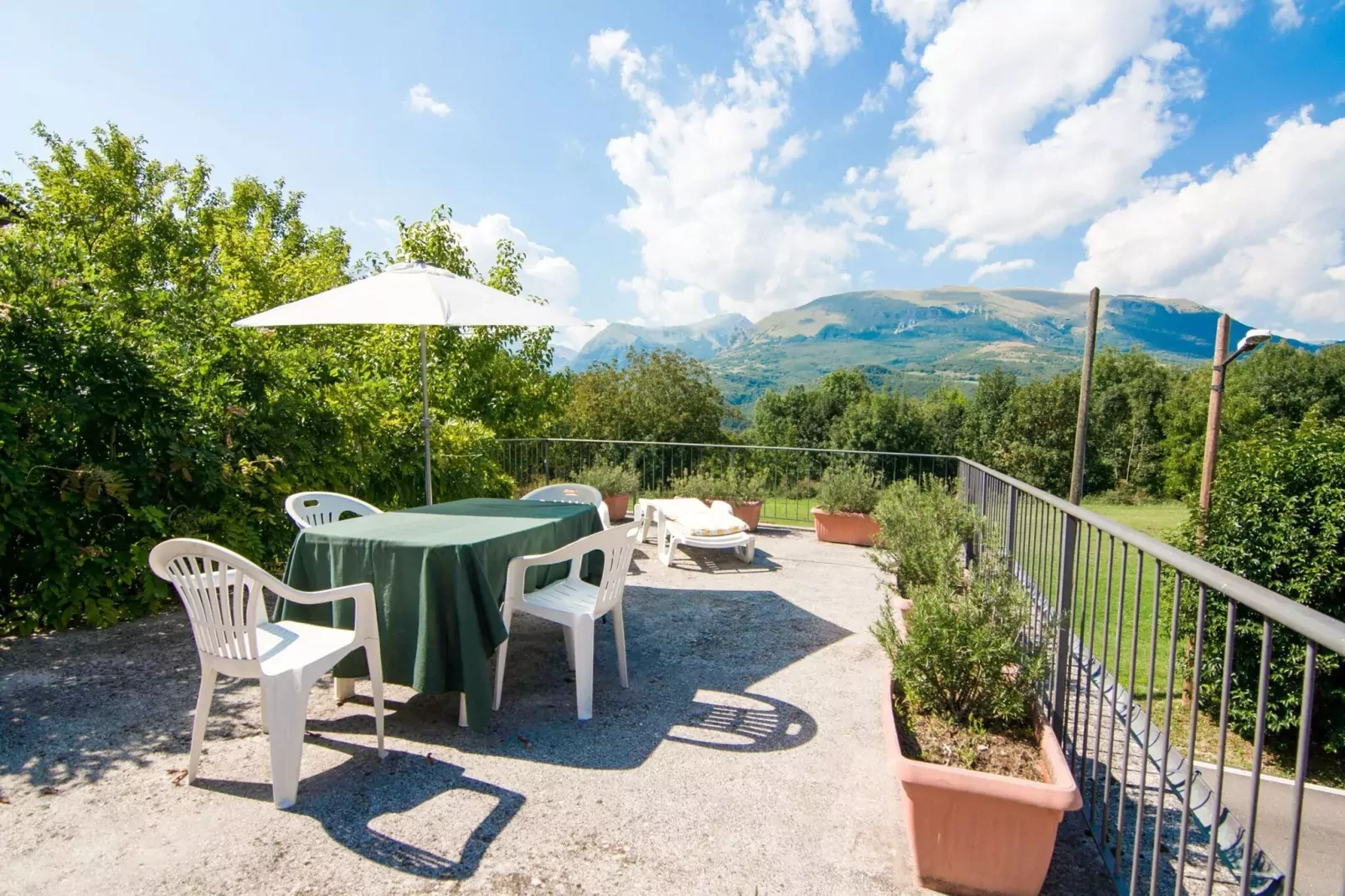 Fattoria 19-Terrace balcony