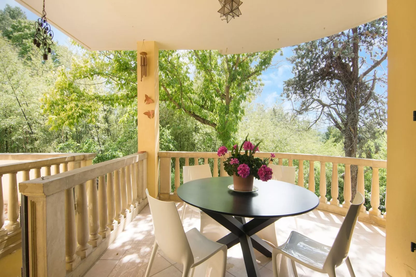 Villa Montegiove-Terrace balcony