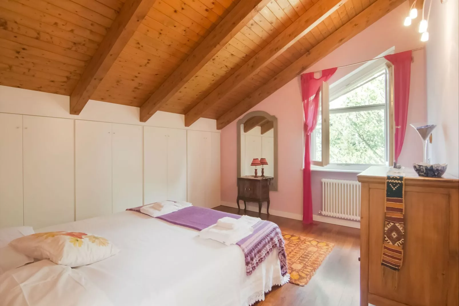 Villa Montegiove-Bedroom