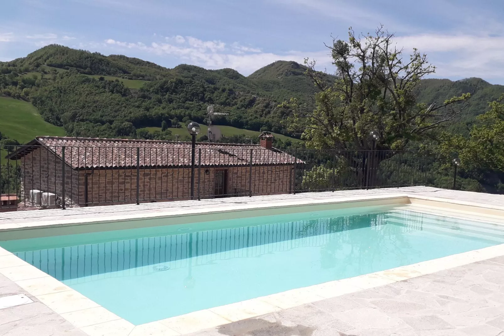 Poggio Marino-Pool