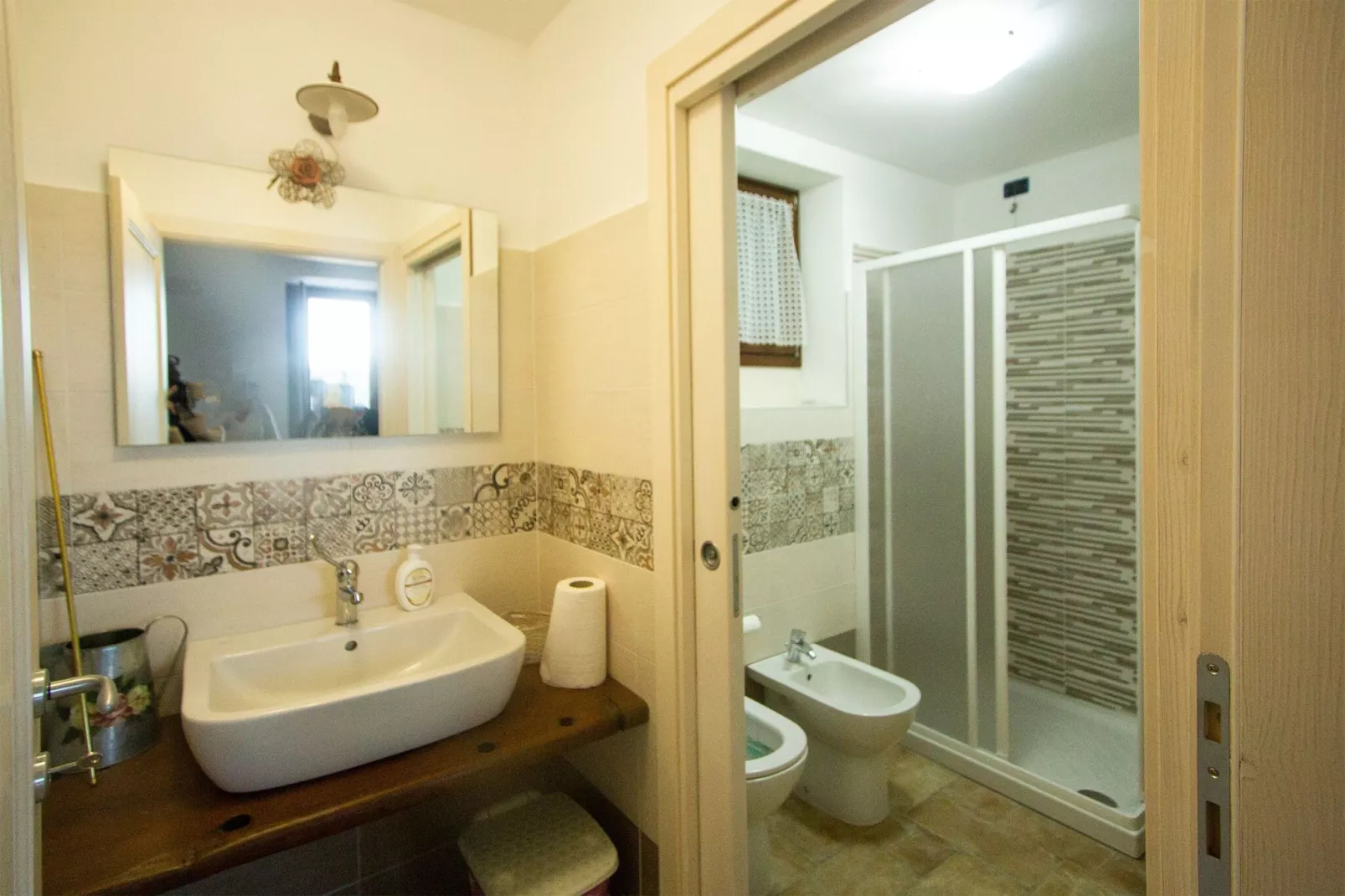 Poggio Marino-Bathroom