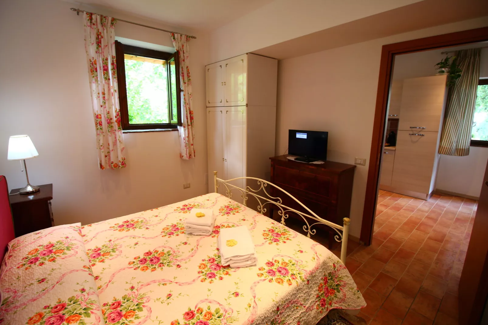 Martino-Bedroom