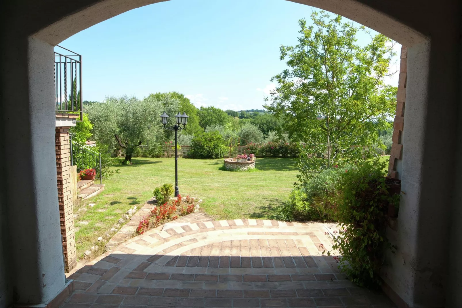 Martino-Gardens summer