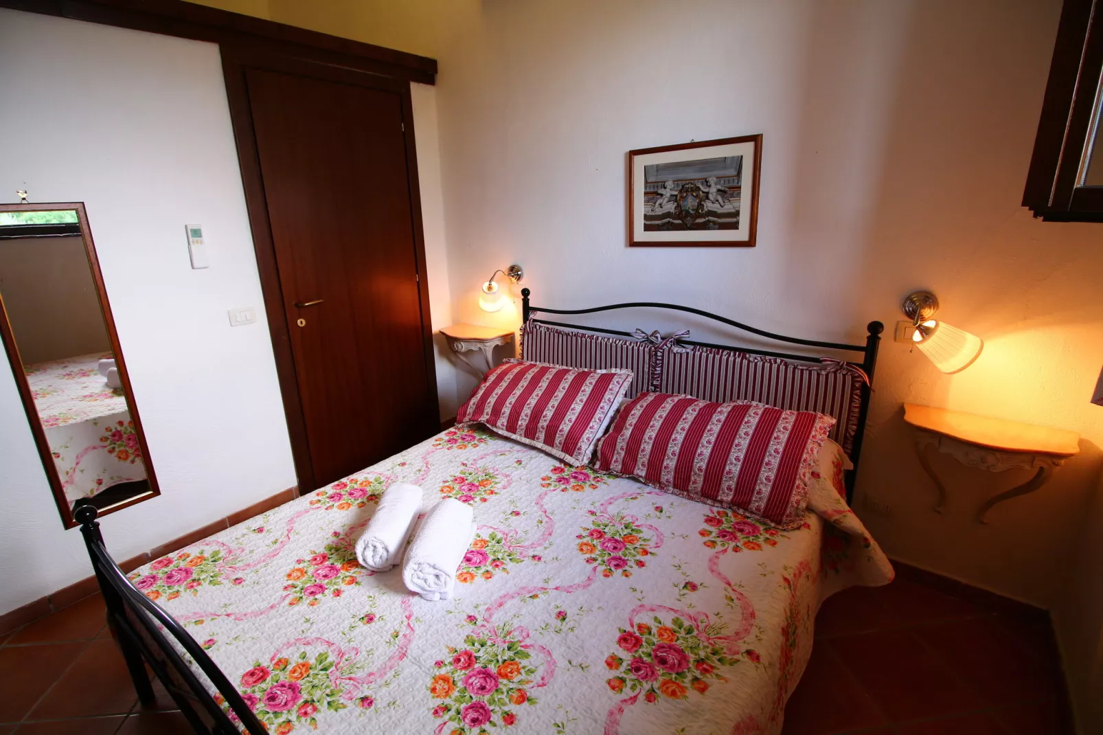 Pino-Bedroom