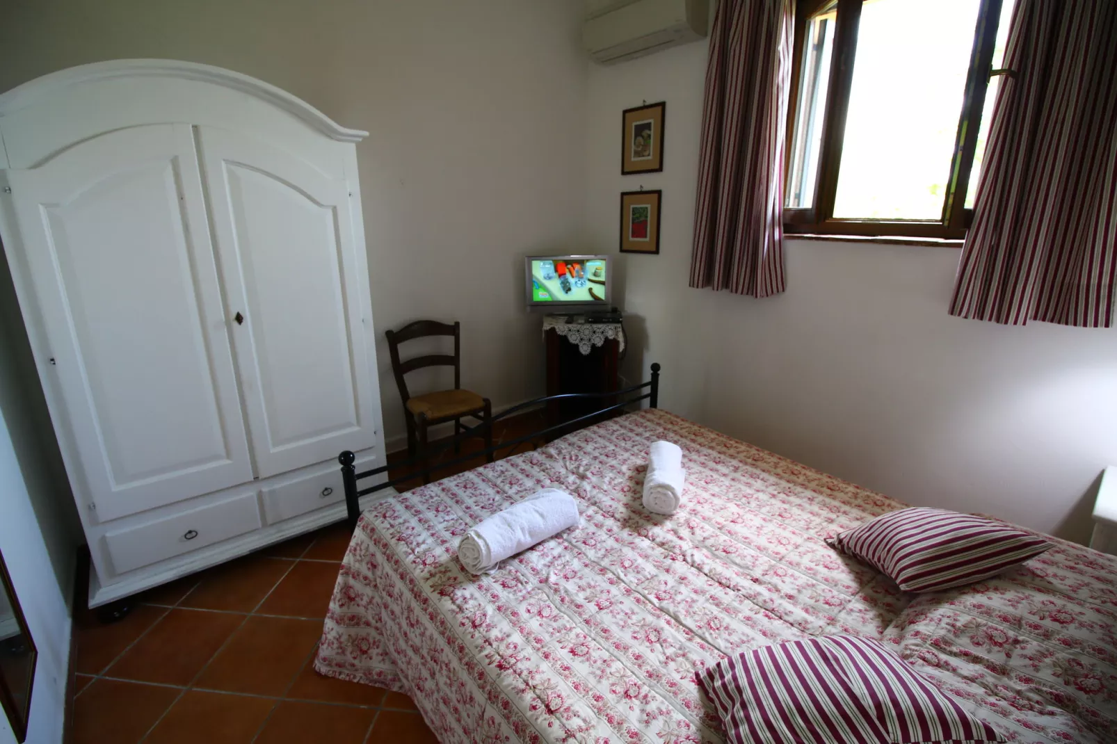 Ulivo-Bedroom