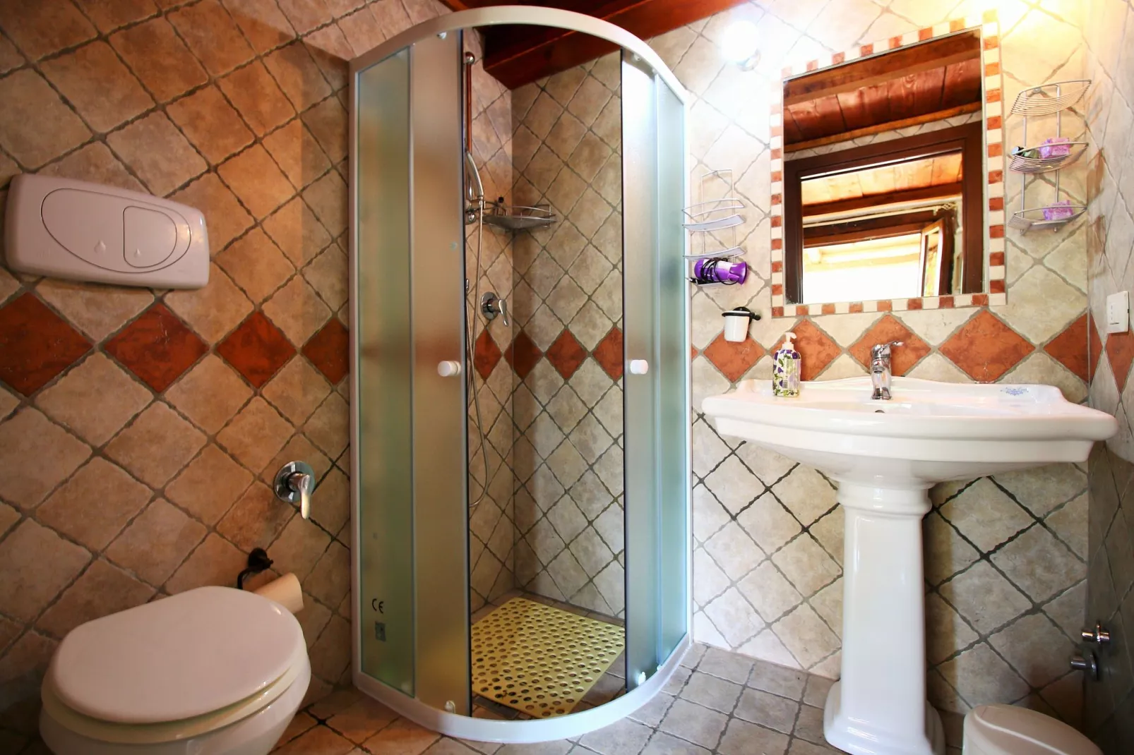 Ulivo-Bathroom