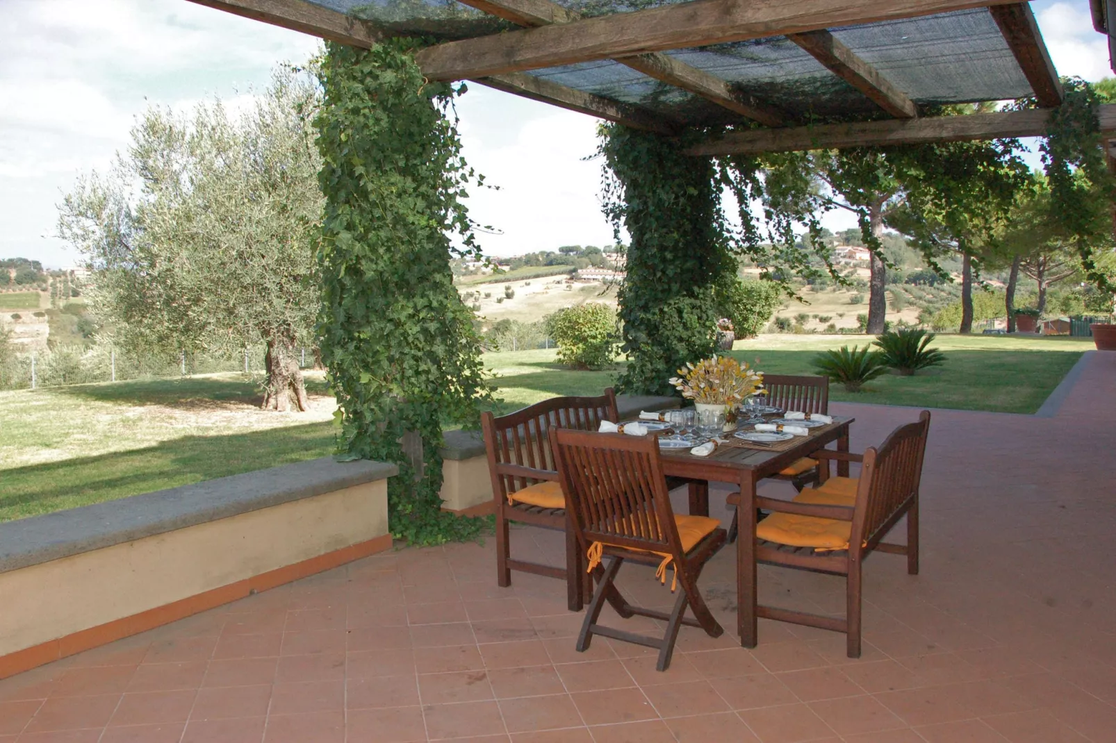 Villa Laurentia-Terrace balcony