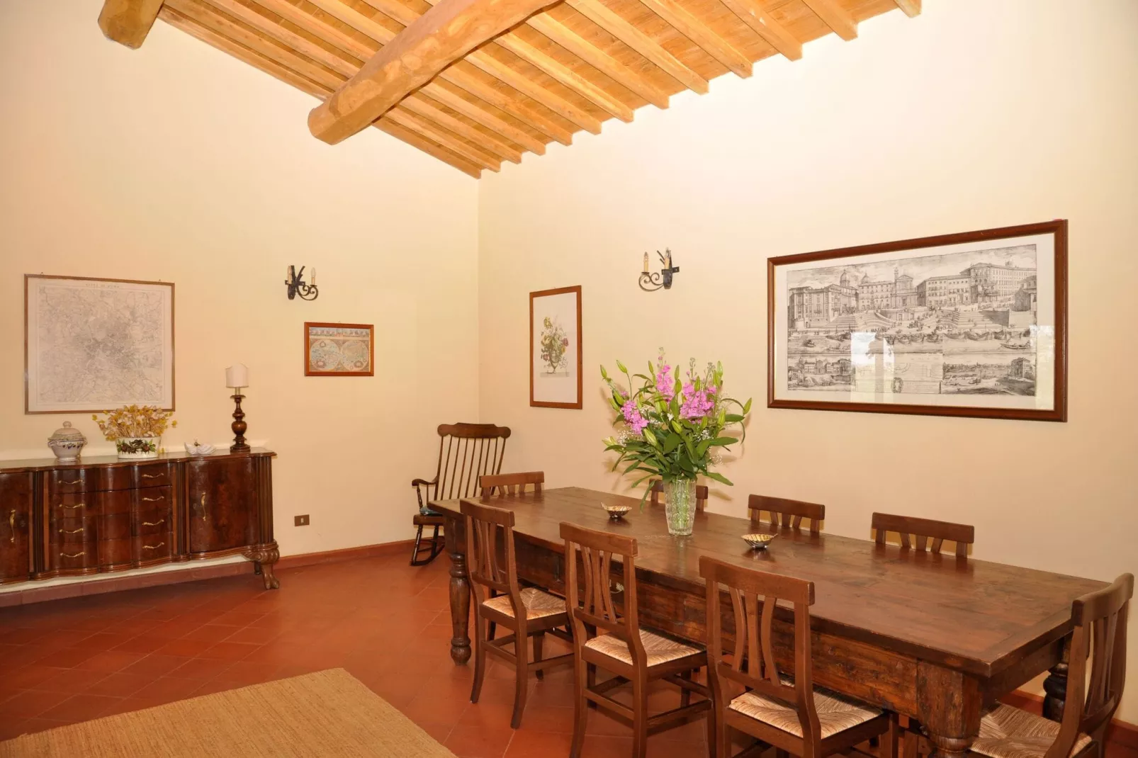 Villa Laurentia-Dining room