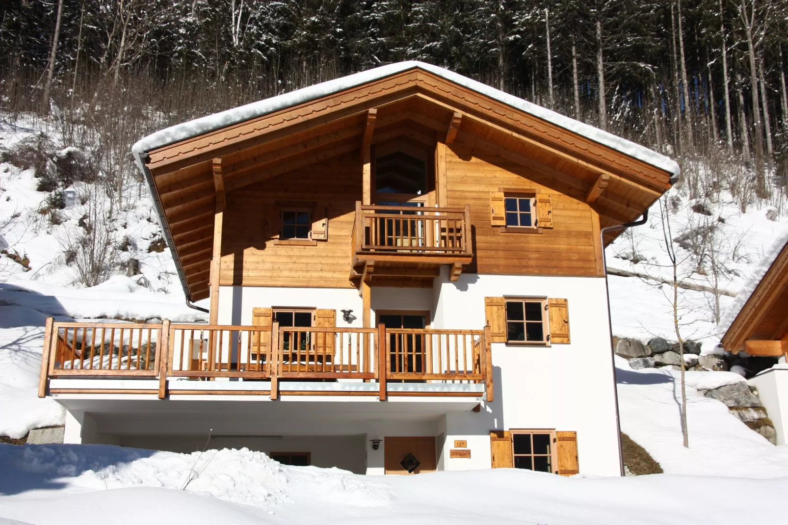 Chalets im Wald-Exterior winter