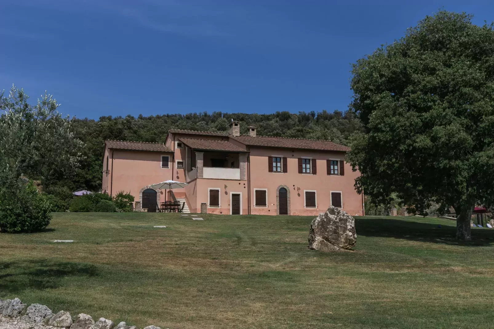 Il Leccio-Exterior summer
