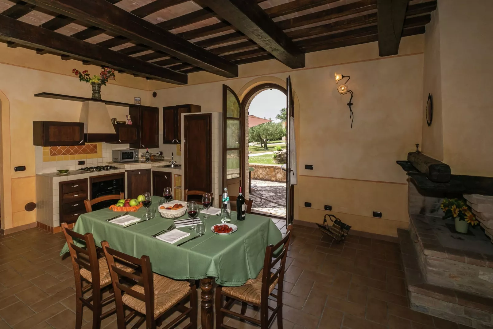 Il Leccio-Dining room