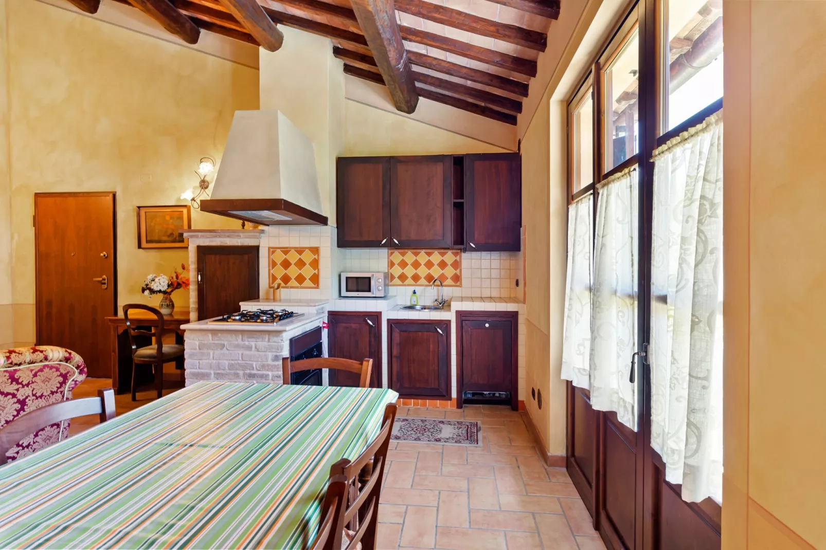 La Farnia-Kitchen