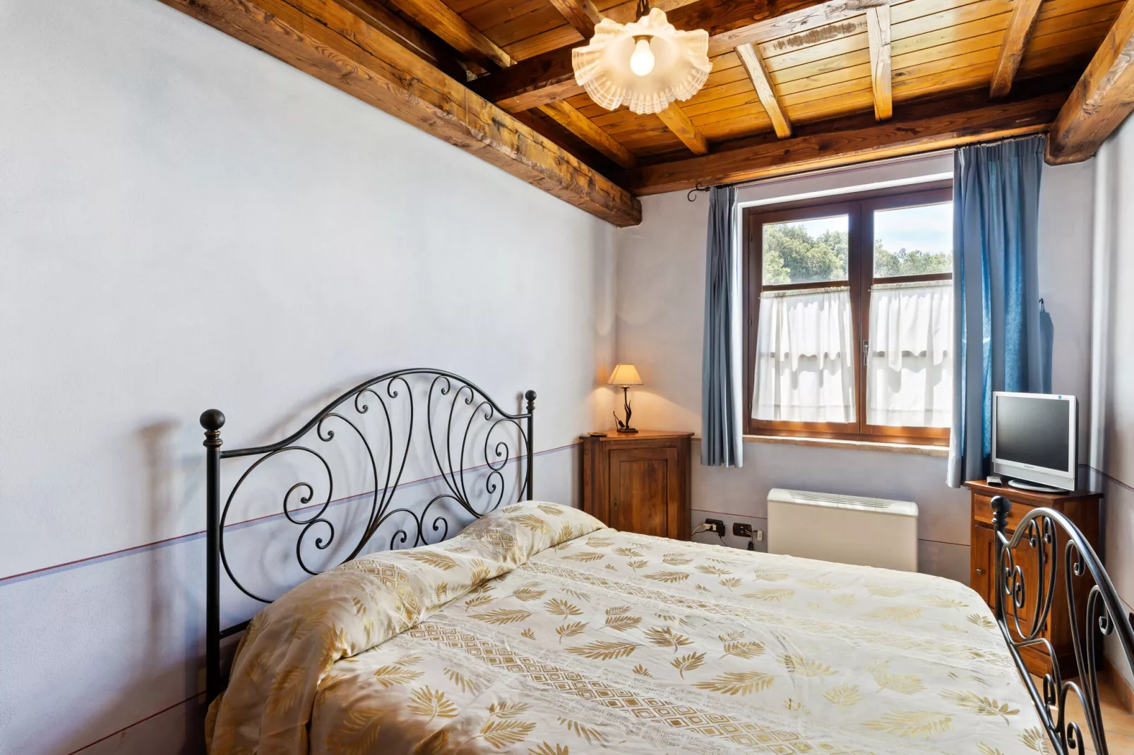 La Farnia-Bedroom