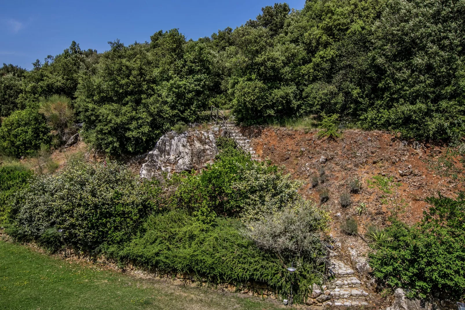Il Bagolaro-Gardens summer