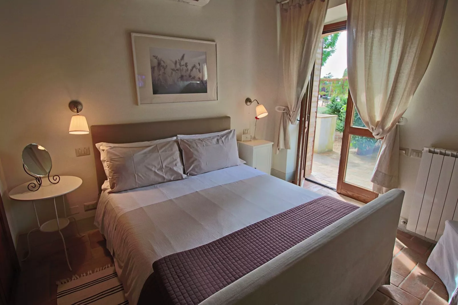 La Cantina-Bedroom