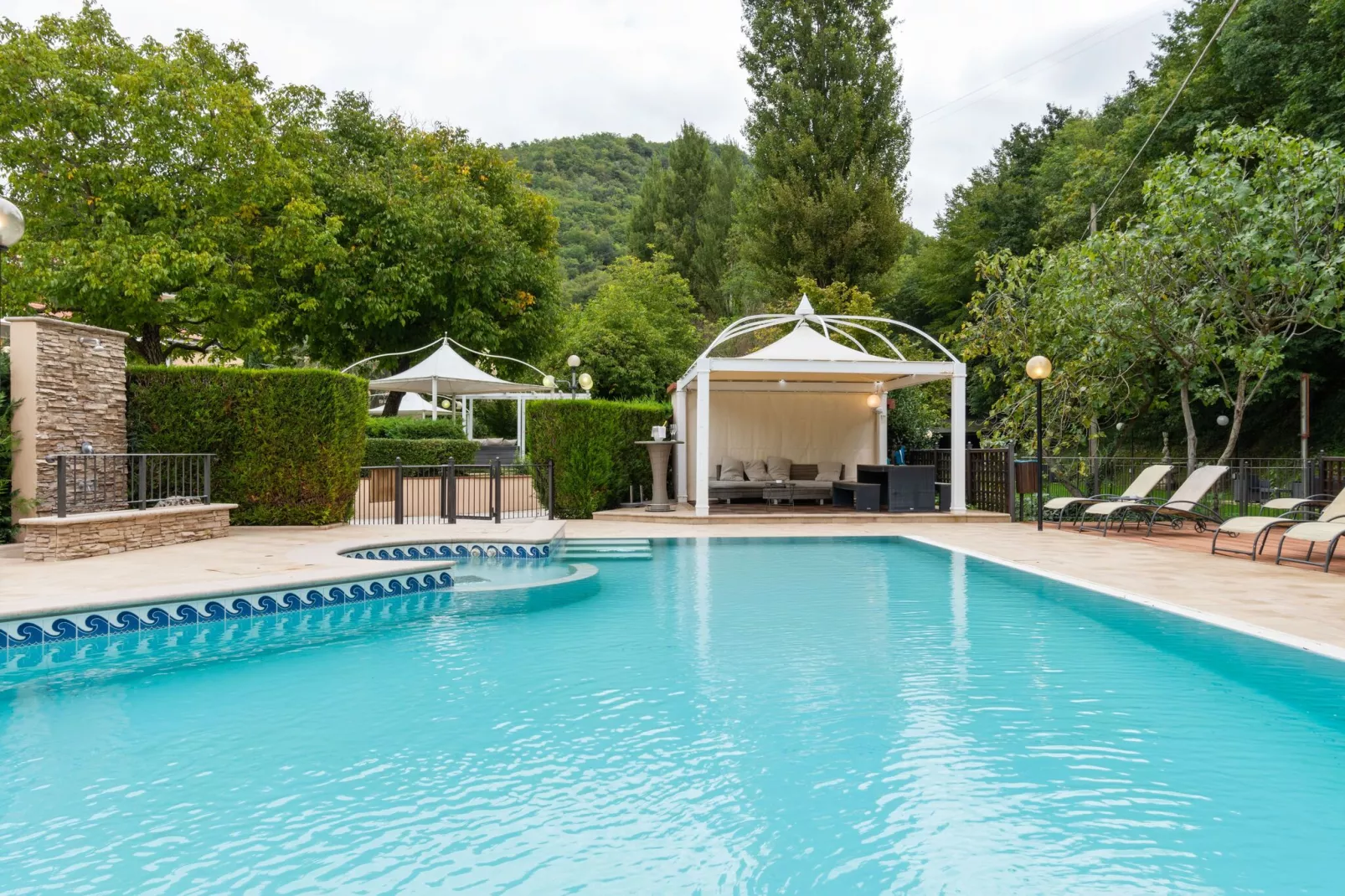 Monolocale-Pool