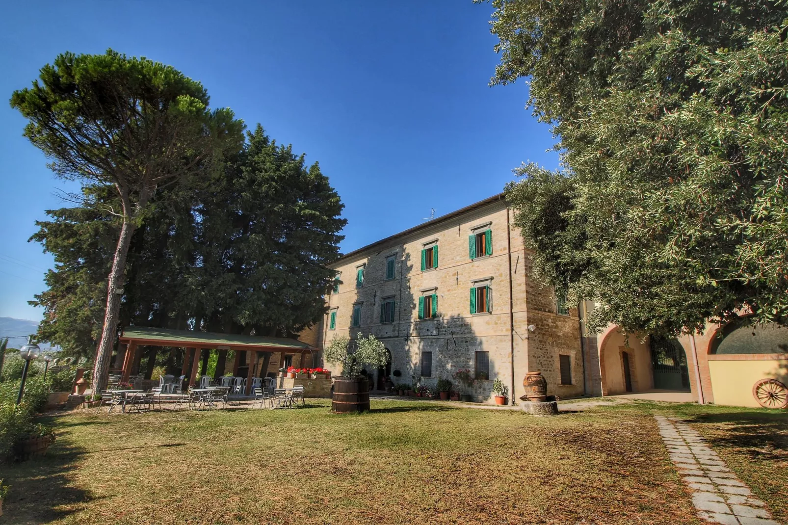 Marchese-Exterior summer