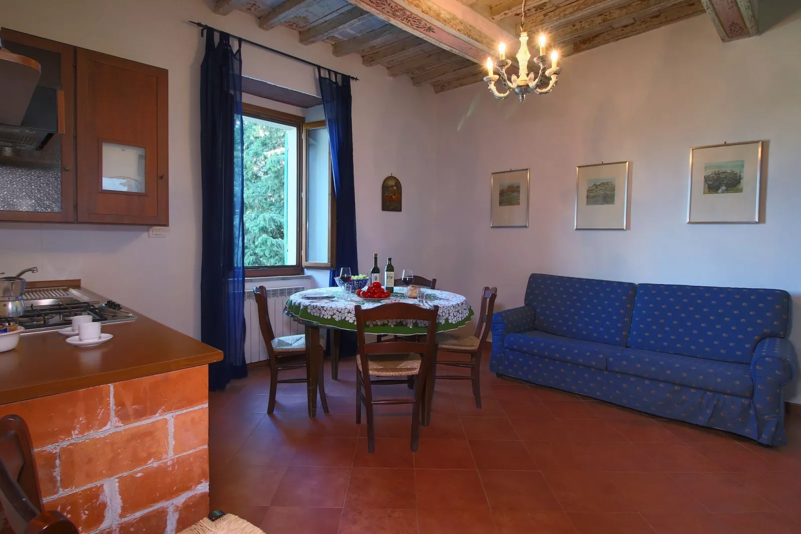 Gualdo Cattaneo Piccolo-Living room