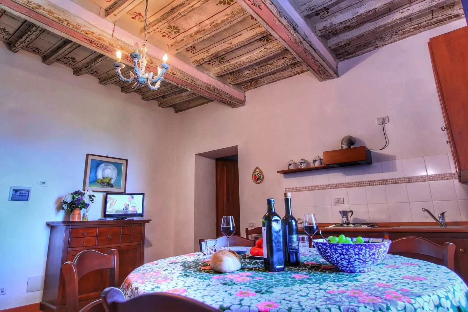 Gualdo Cattaneo Piccolo-Dining room