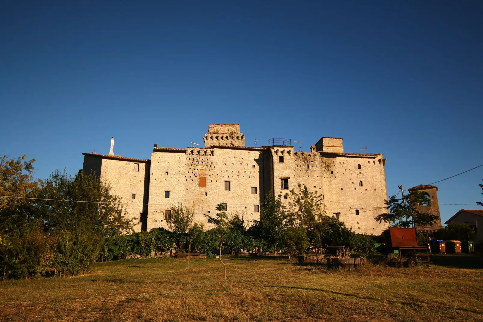 Torre Belvedere-Exterior summer