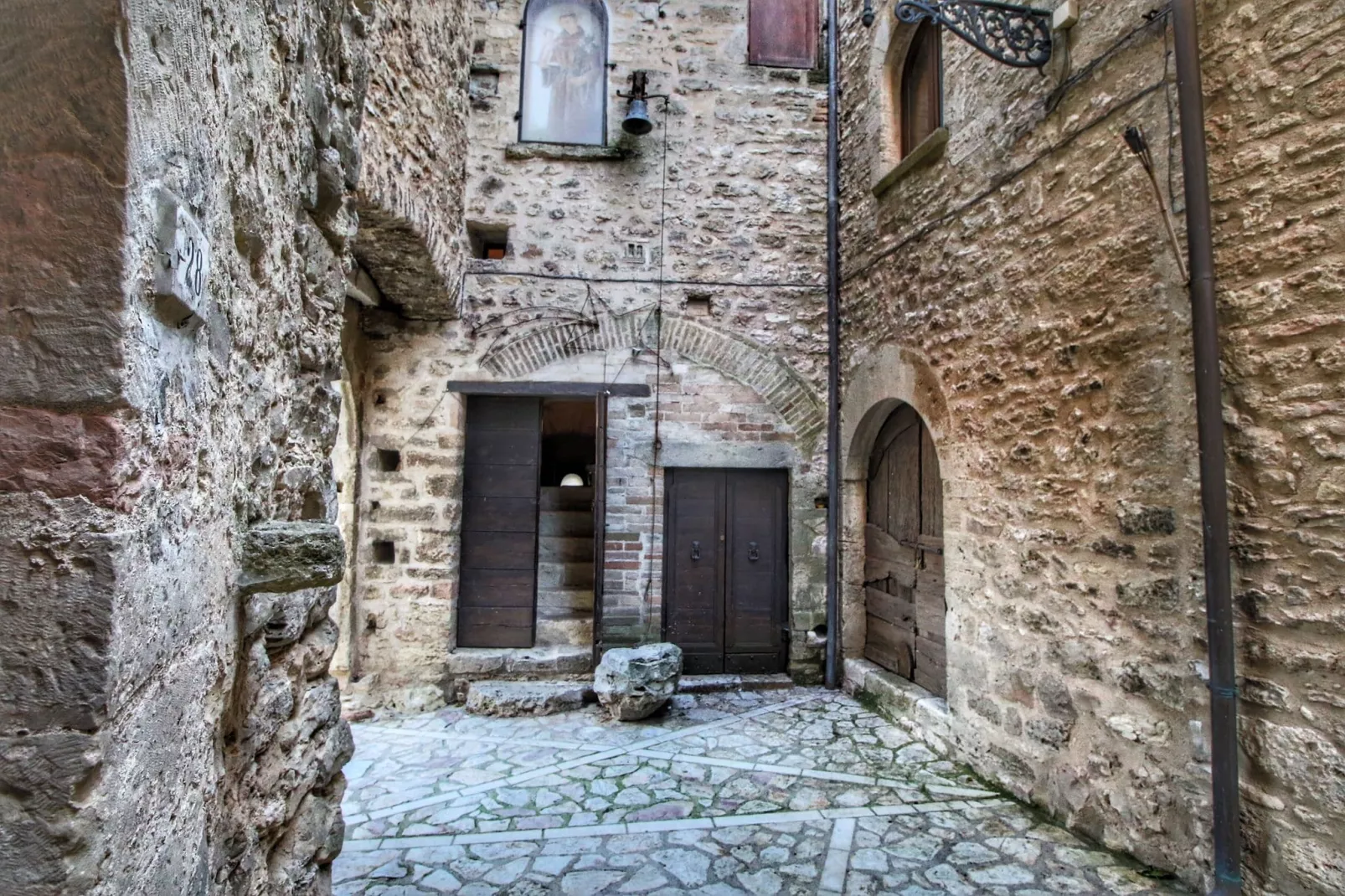 Torre Belvedere-Exterior summer