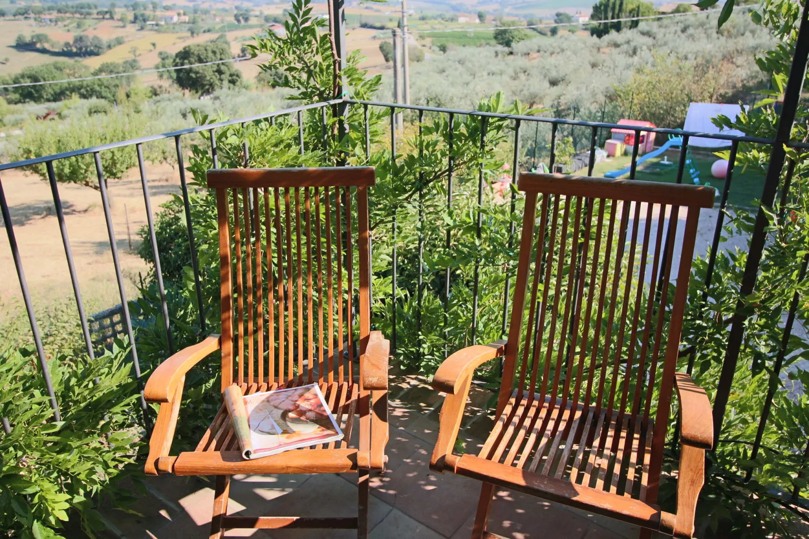 Glicine-Terrace balcony