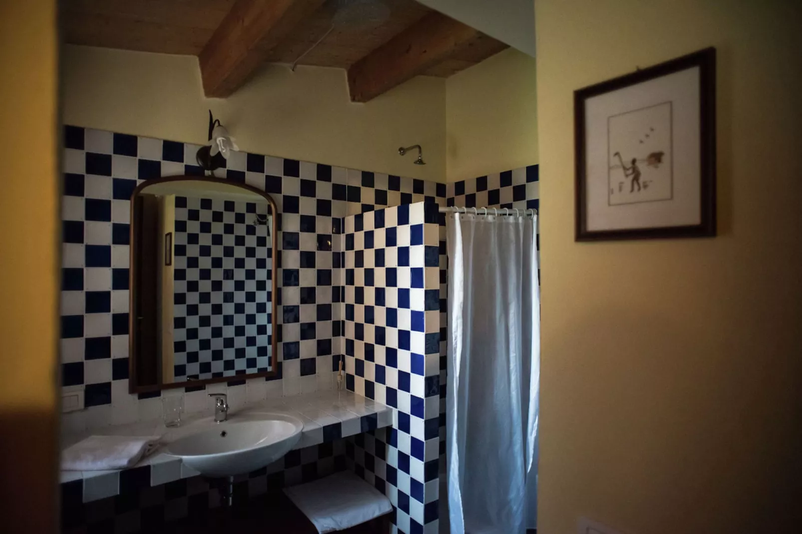 Olivia-Bathroom