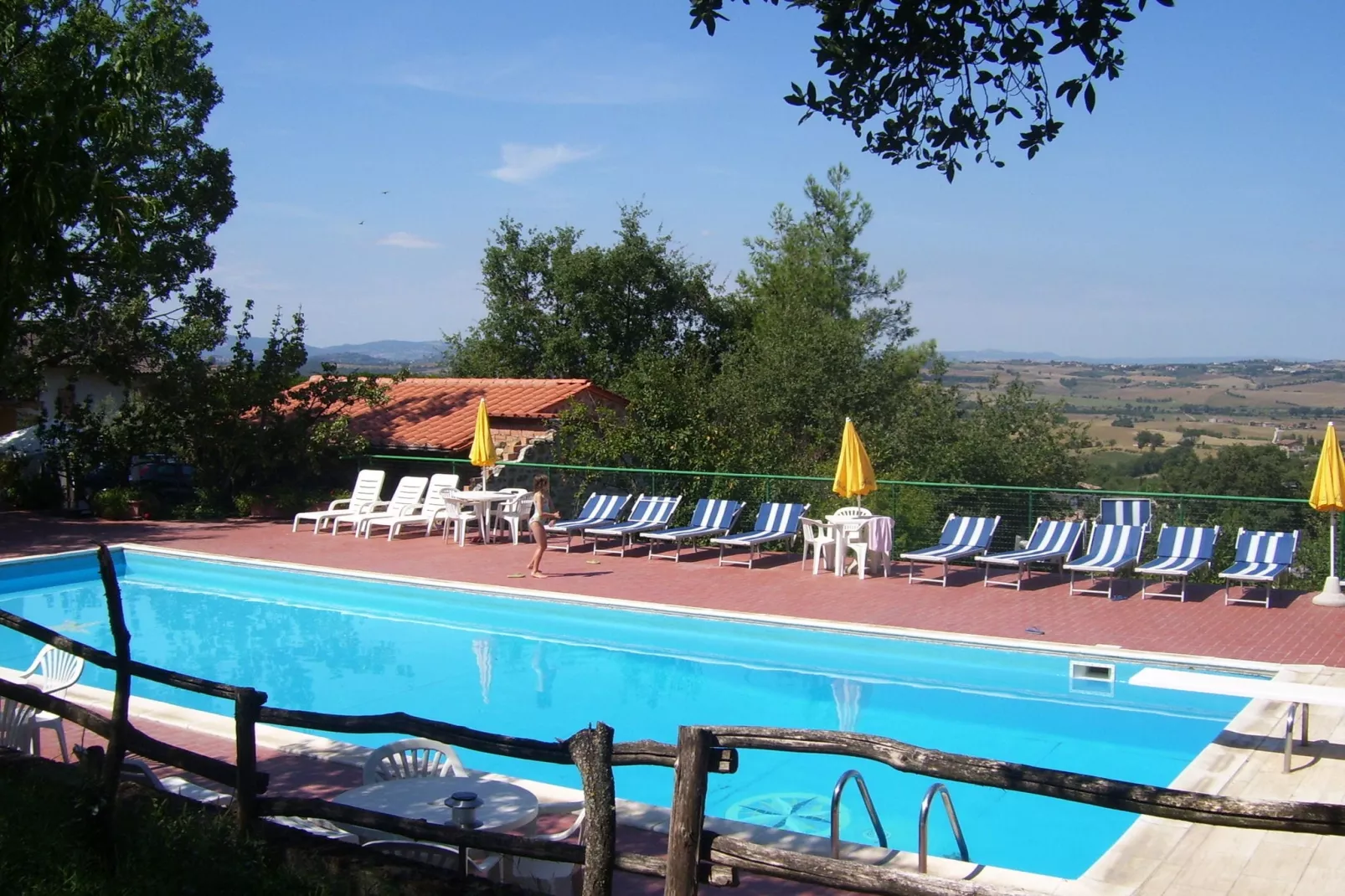 Olivia-Pool