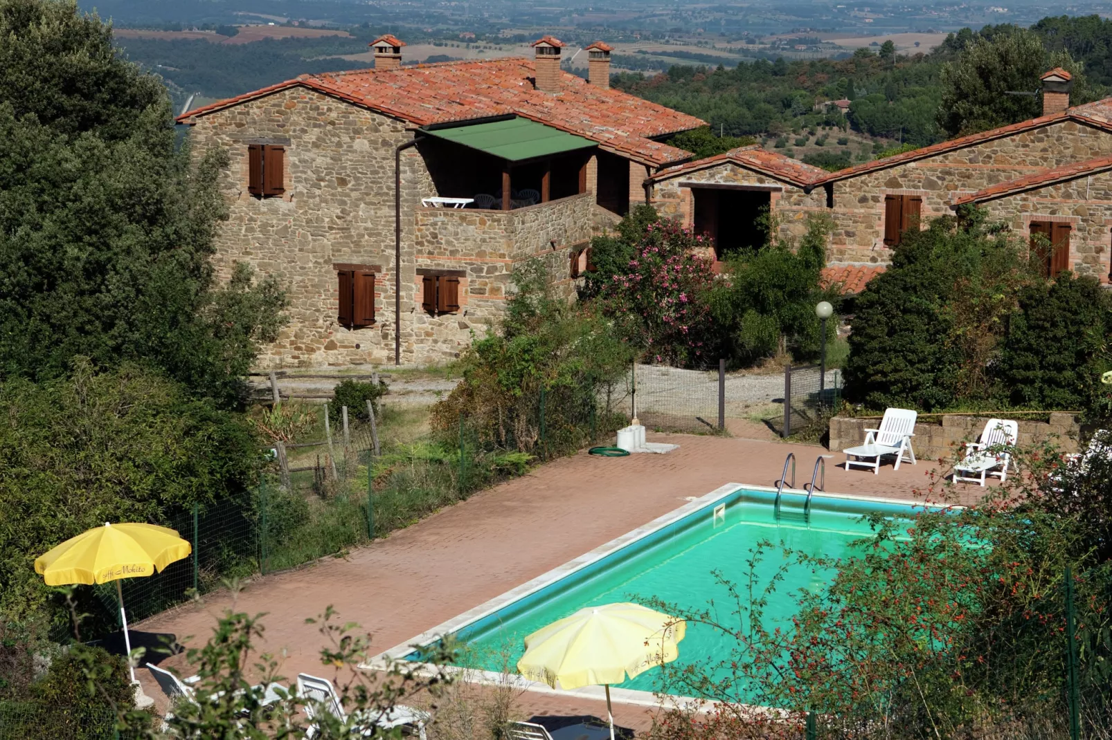 Due Laghi-Exterior summer