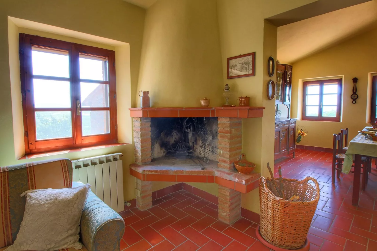 Due Laghi-Living room