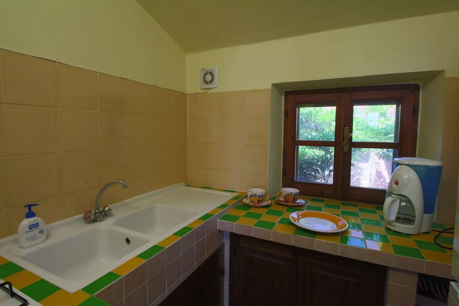 Due Laghi-Kitchen