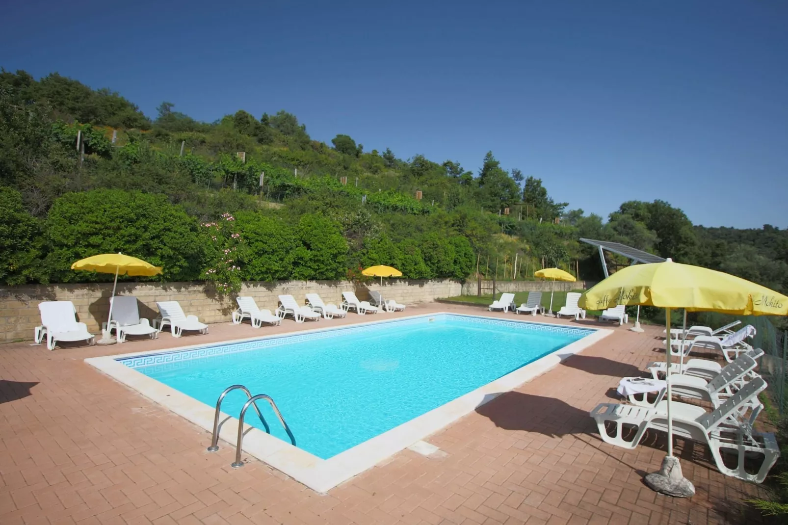 Club House-Piscine