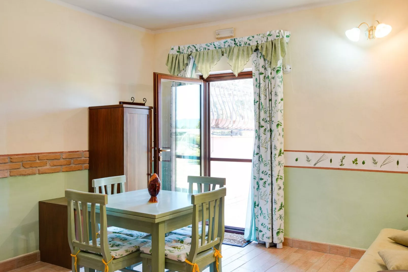 Appartamento il Coniglio-Esszimmer