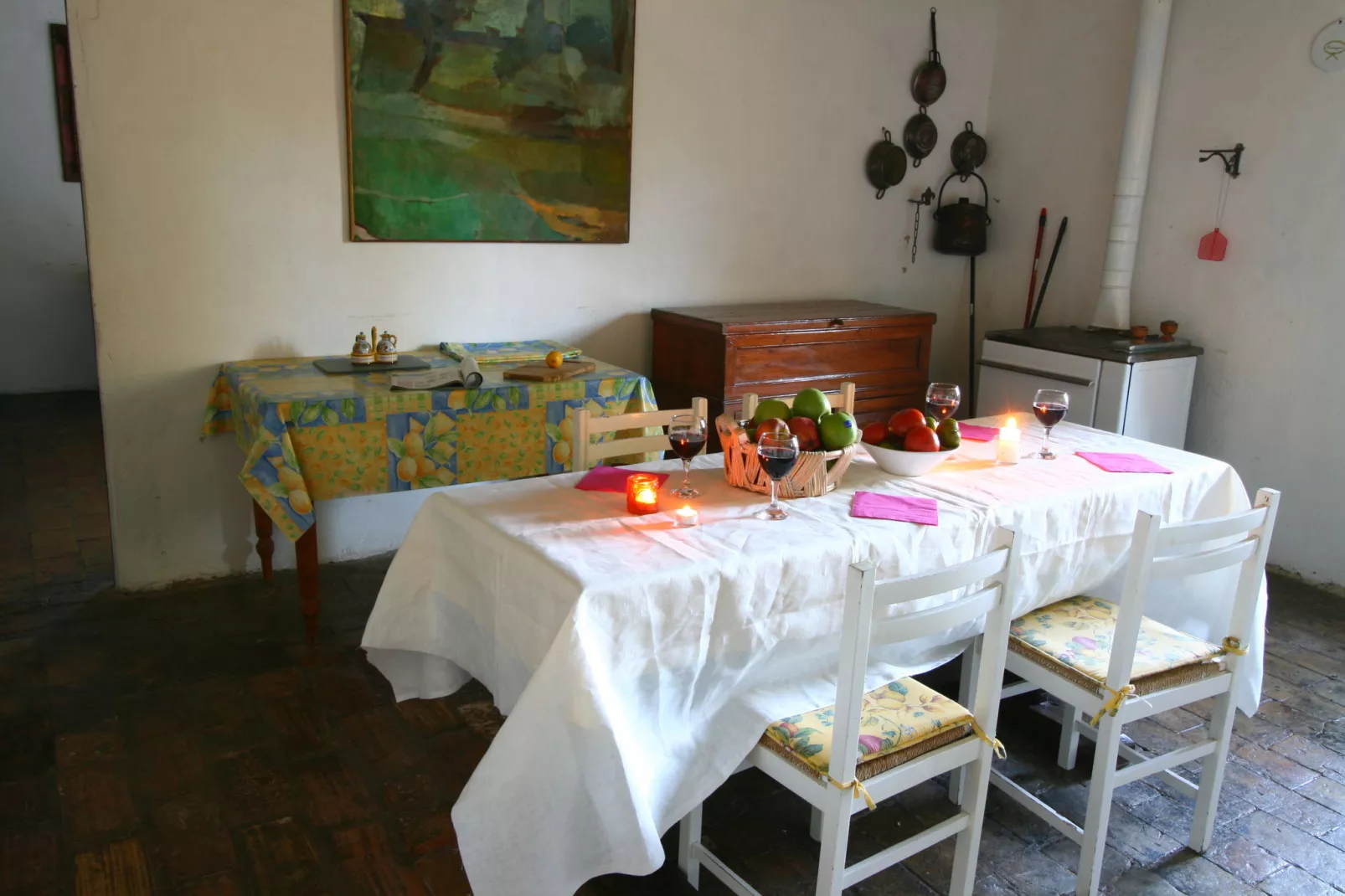 Nespolo Uno-Dining room