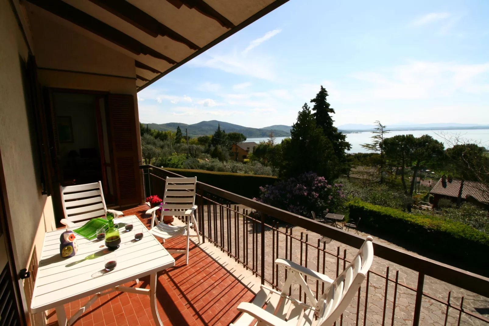 Casa Miralago-Terrace balcony