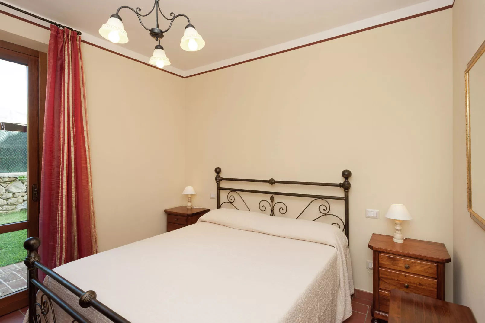 Timo-Bedroom