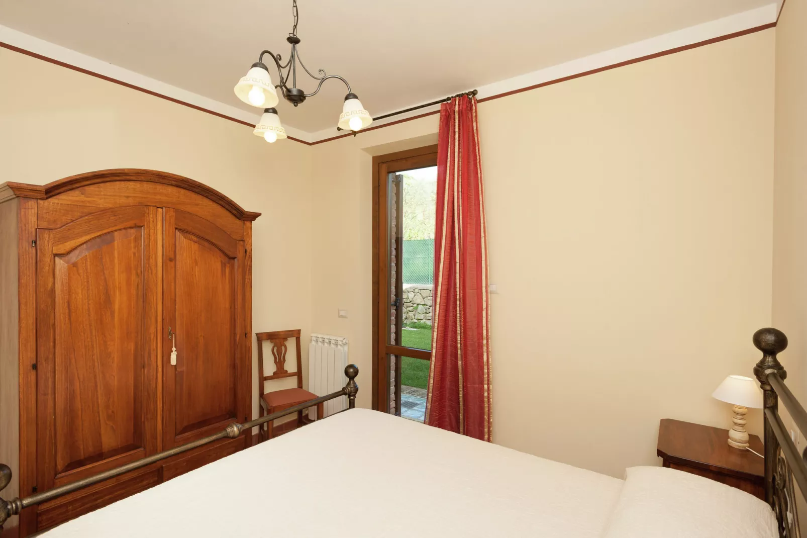 Timo-Bedroom