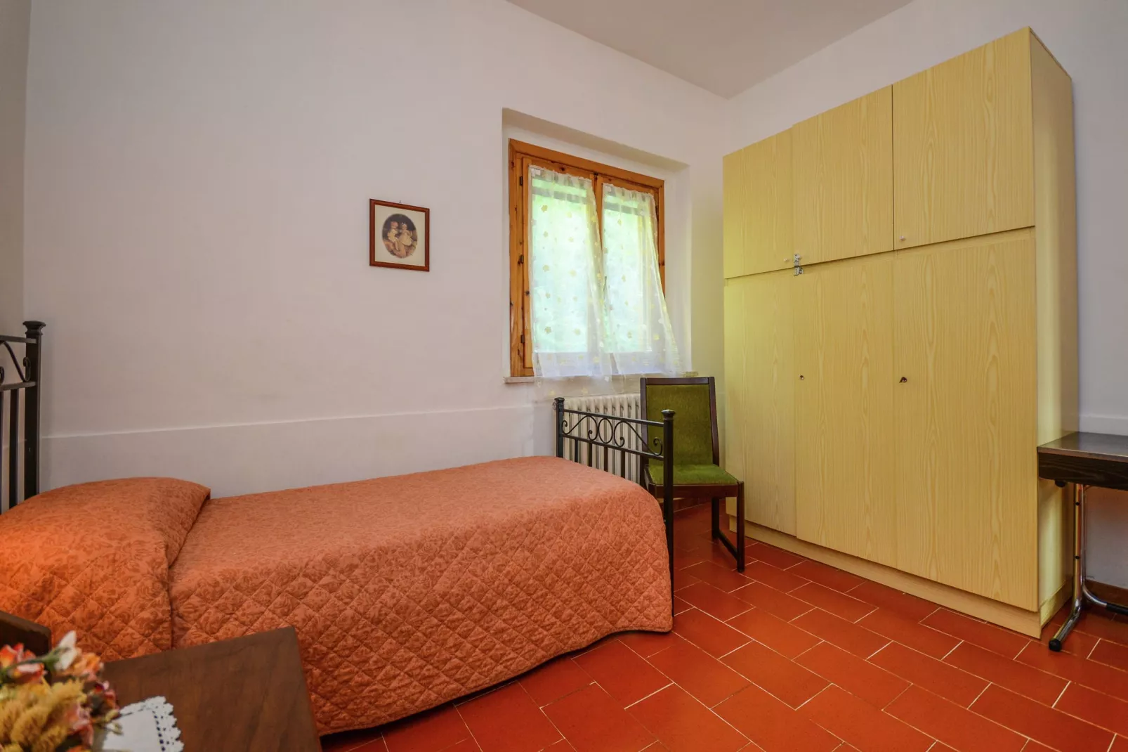 Casa Fiori - I Geranei-Bedroom