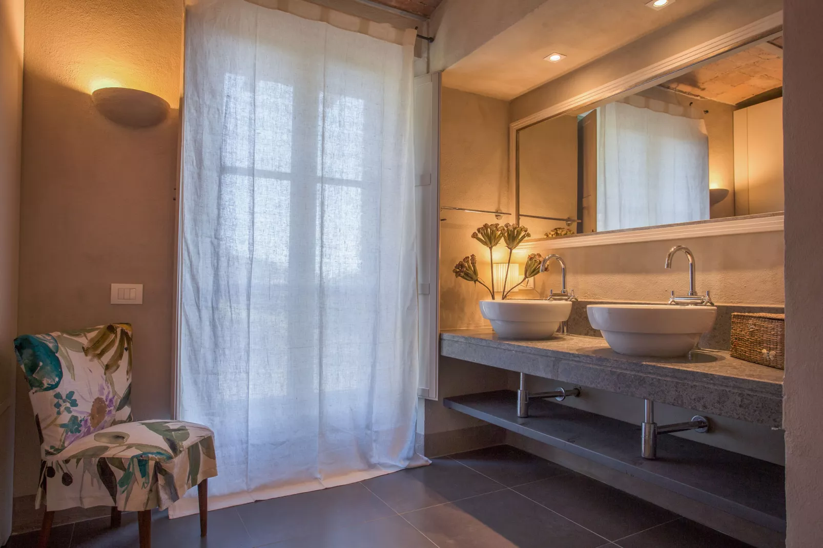 Villa Colognola-Bathroom