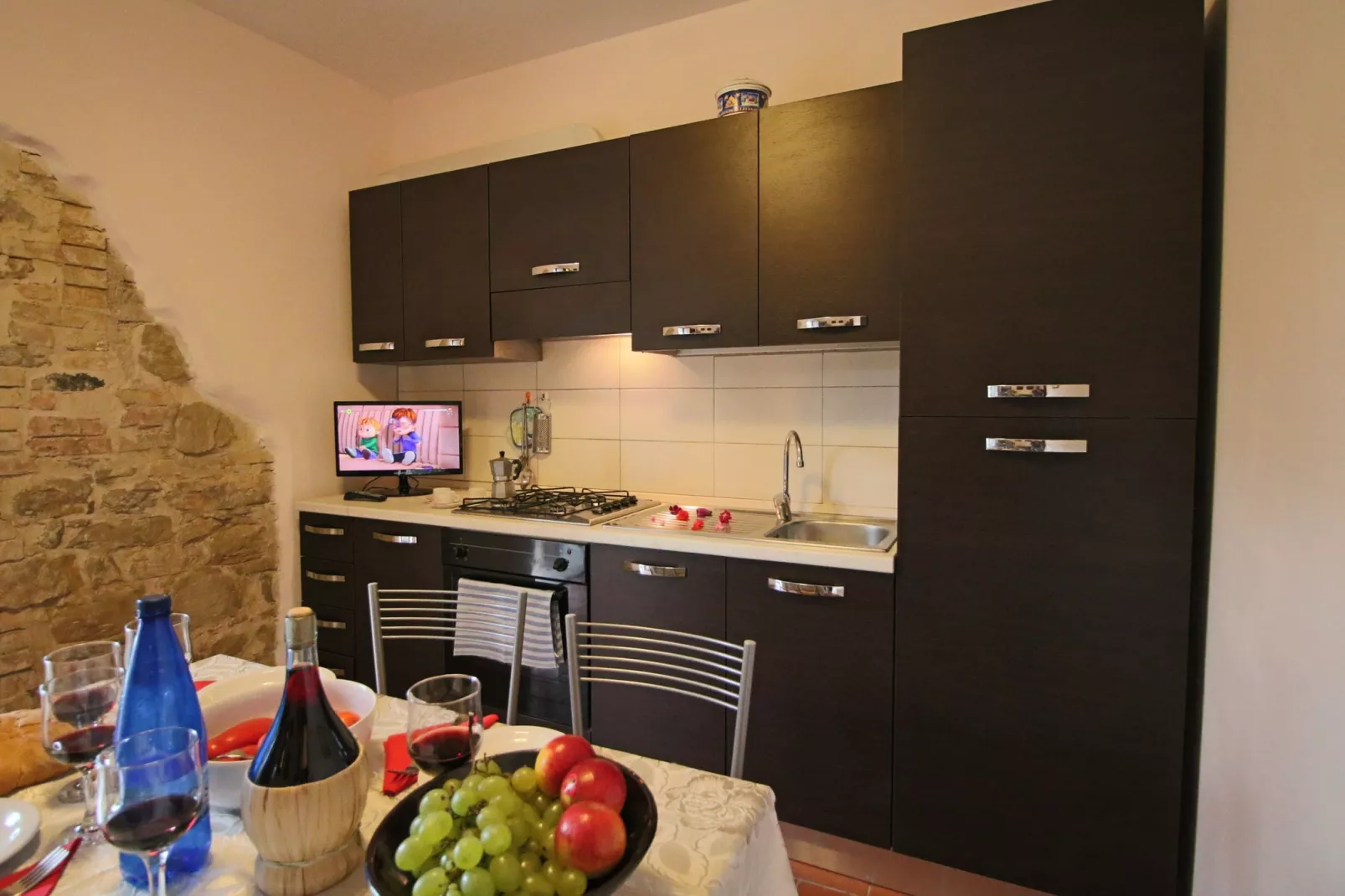 Molinella-Kitchen