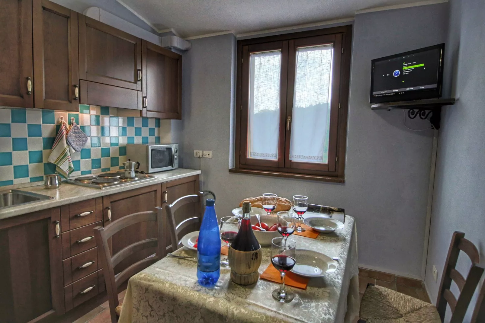 Molinella Otto-Dining room
