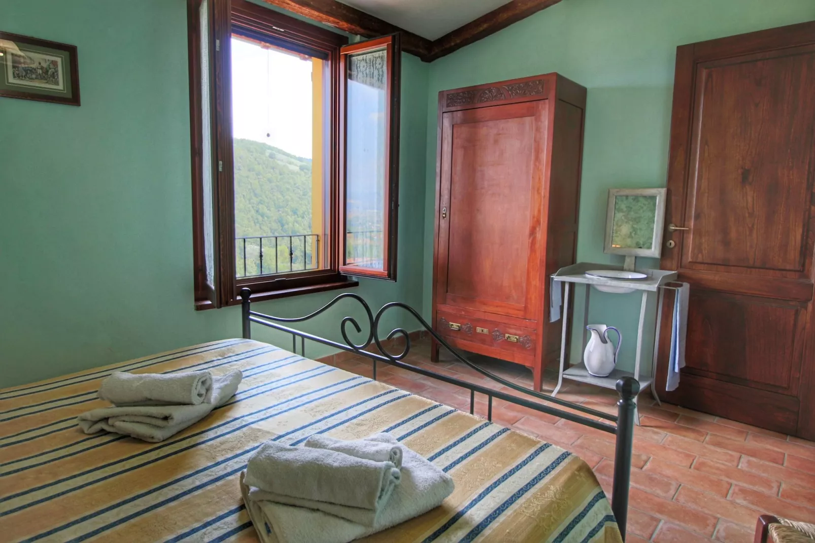 Molinella Otto-Bedroom