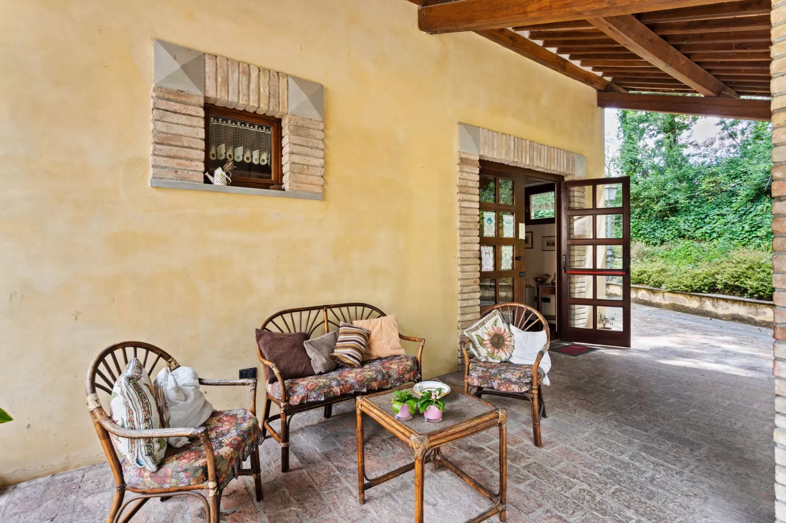 Montecorneo Bilocale con soppalco-Terrace balcony