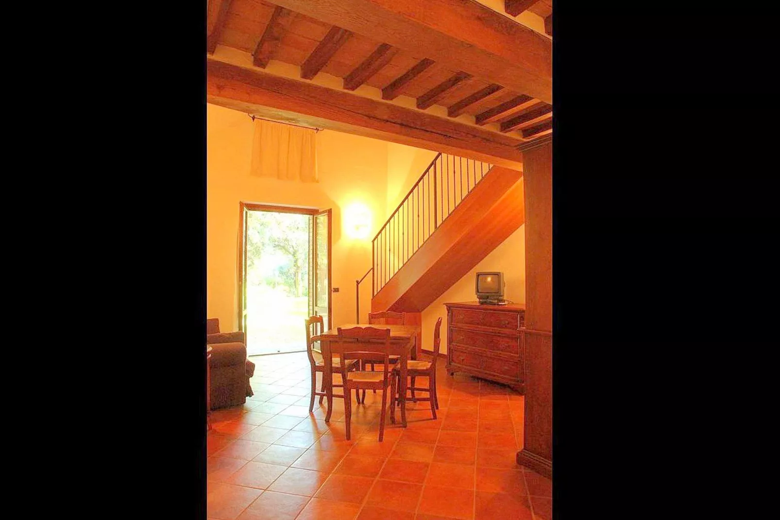Montecorneo Monolocale-Living room