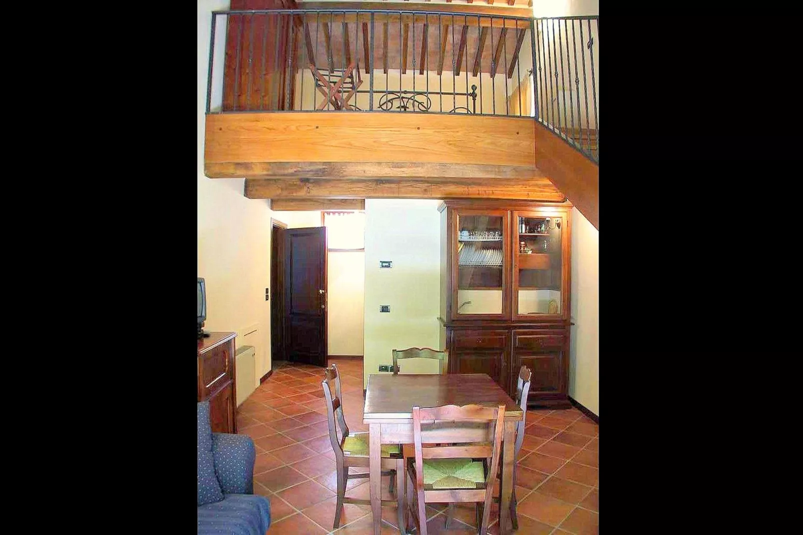 Montecorneo Monolocale-Dining room
