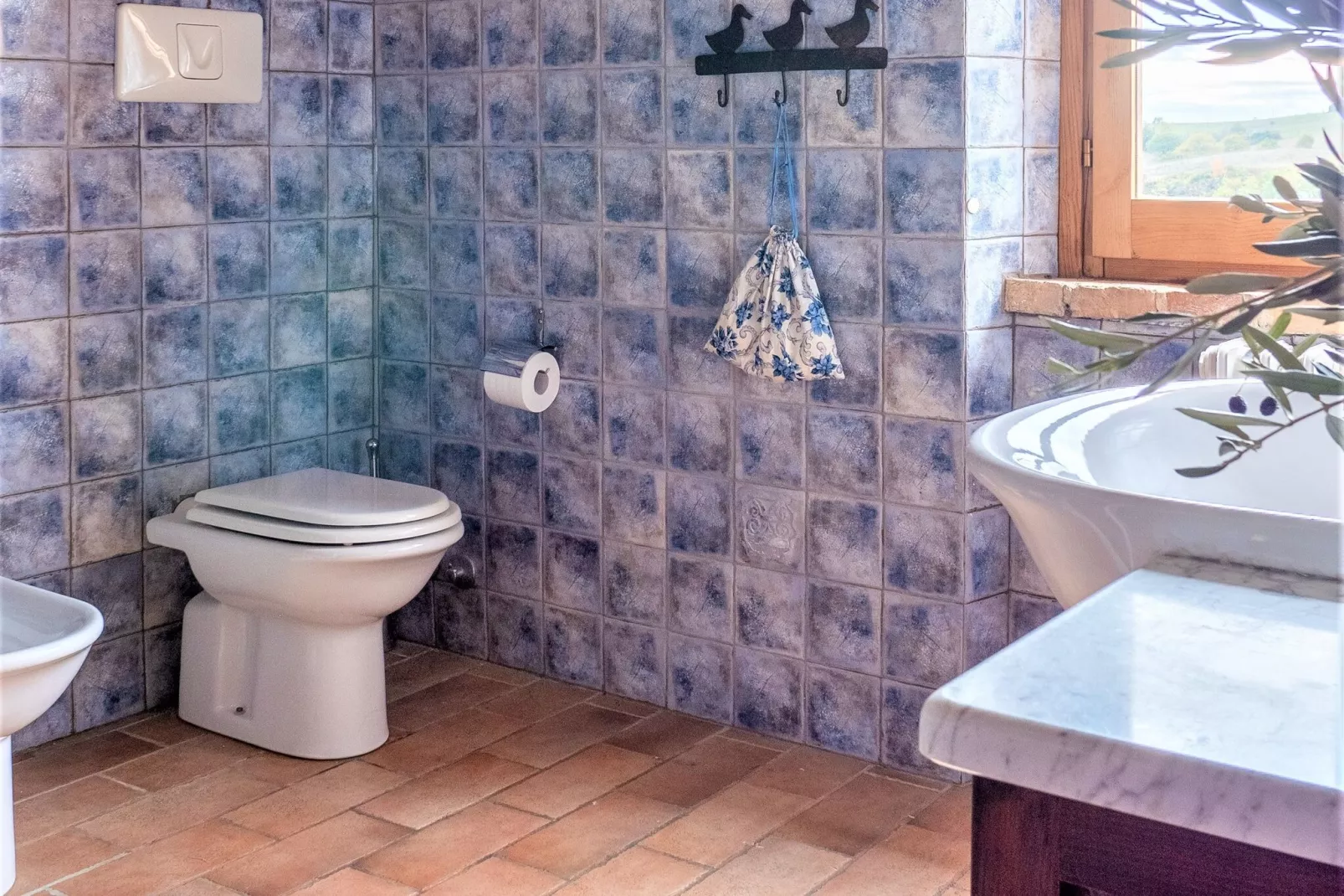 San Giovanni-Bathroom
