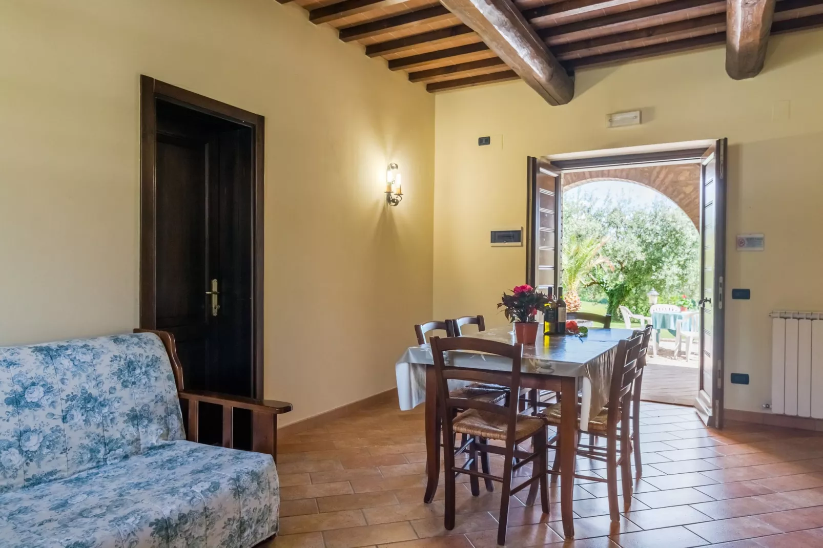 Olivo-Living room