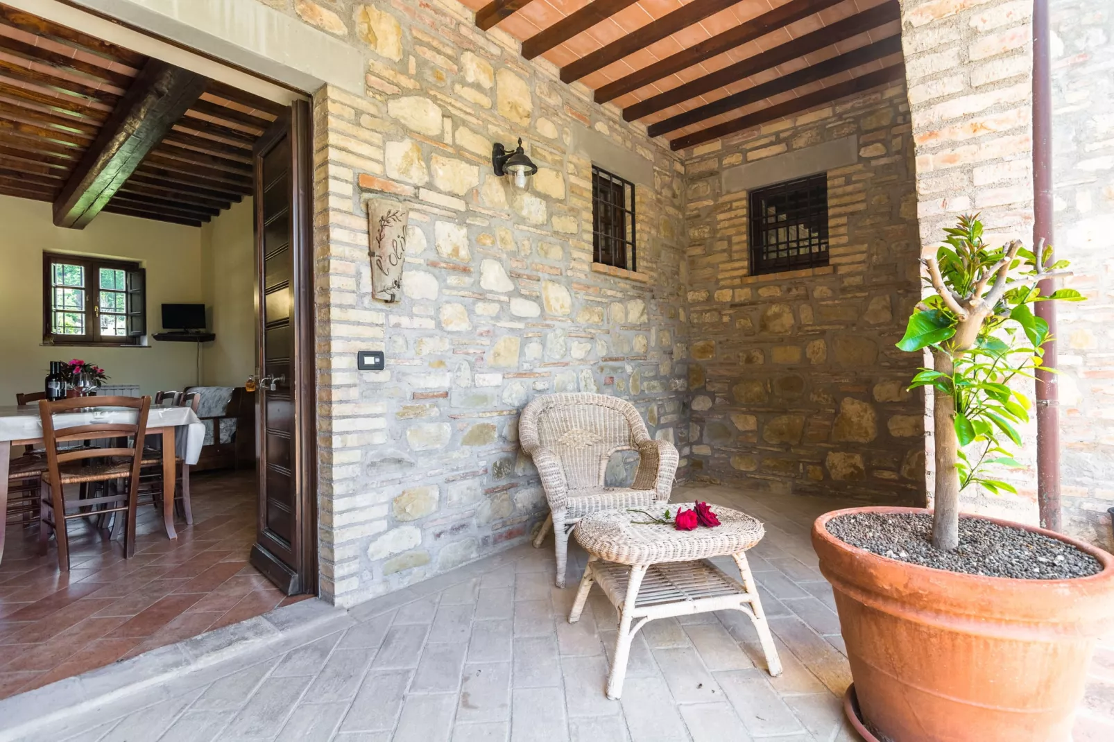 Olivo-Terrace balcony