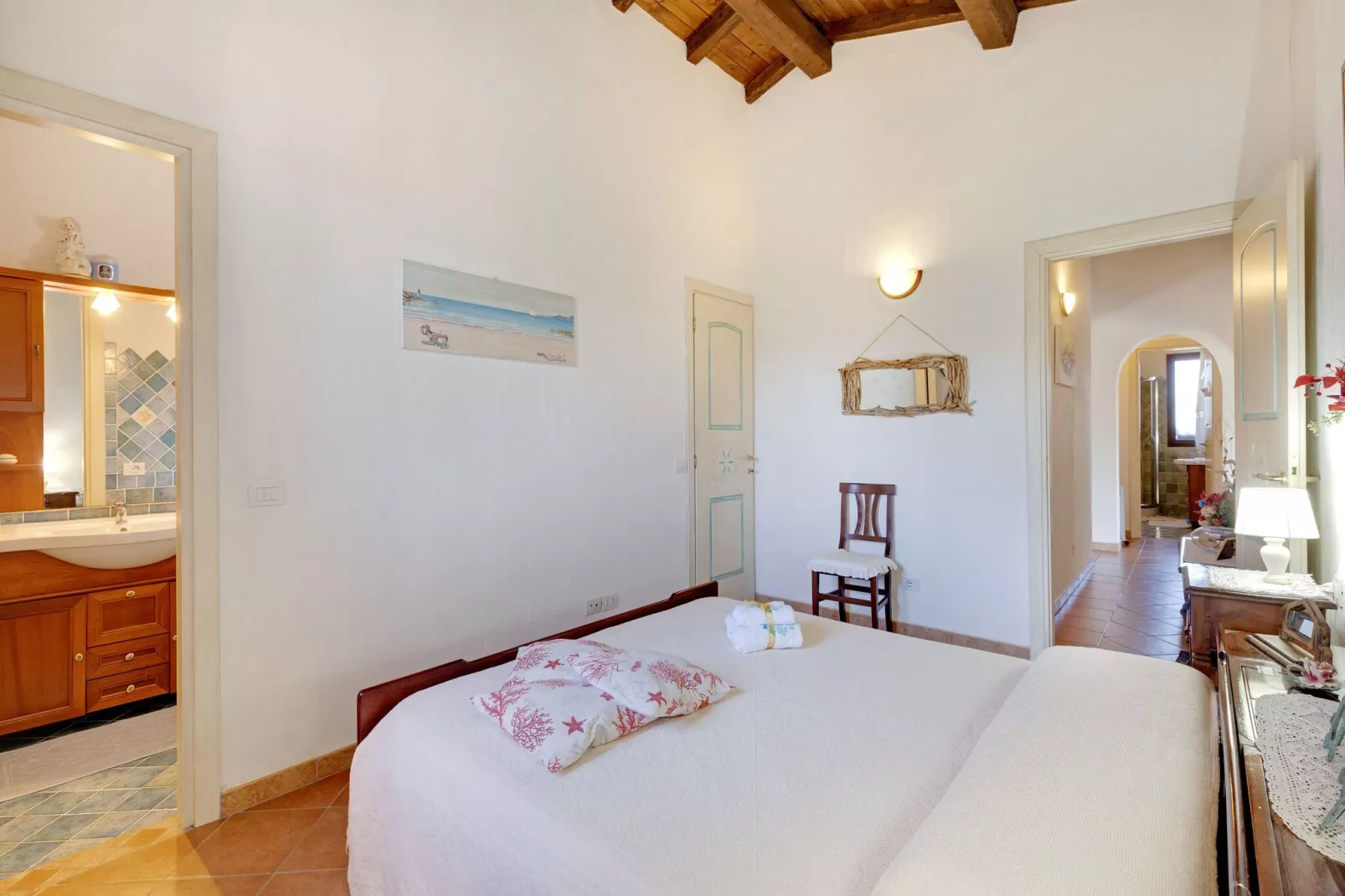 LA LICCIOLA-Bedroom